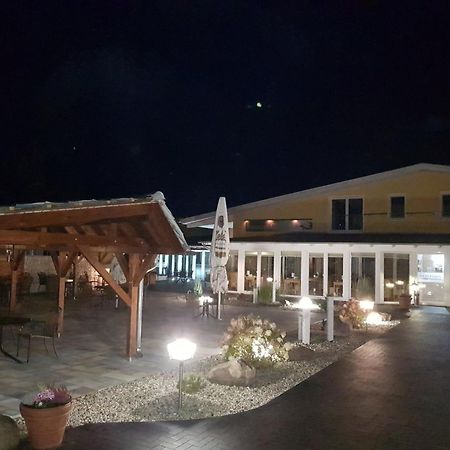 Spreewaldhof Romantik - Hotel Garni Neu Zauche エクステリア 写真